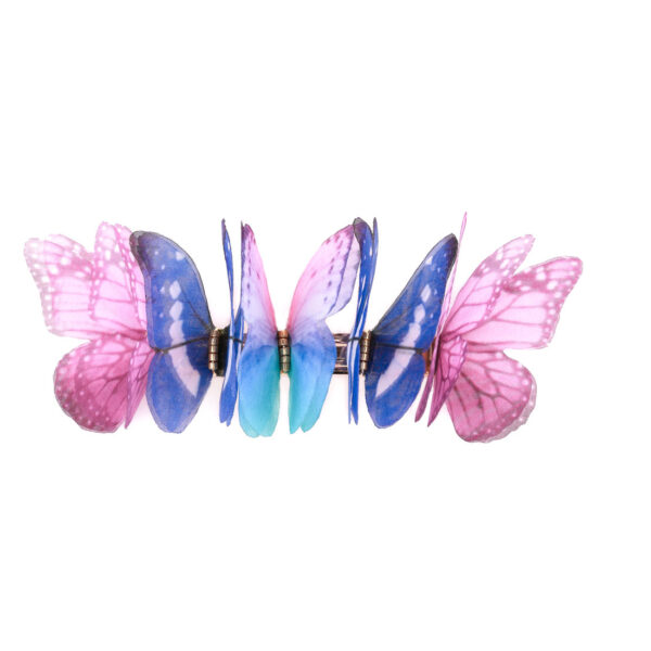 Hand-made butterfly hairclip using pure silk and a french barrette closure