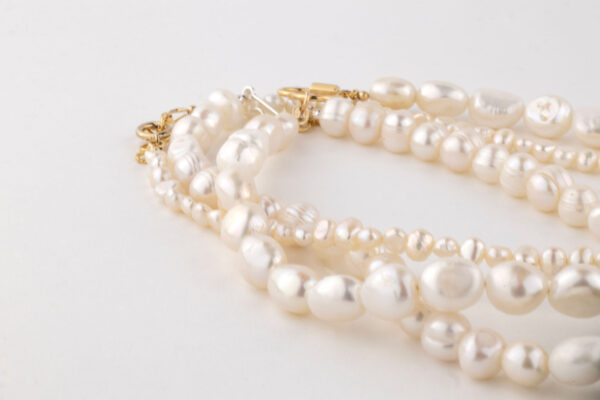 handmade pearls necklace Oana Savu