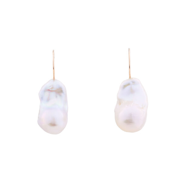 baroque pearls earring on 14 gold-filled set, with natural baroque natural pearls, elegant earrings perfect for special occasions, concert outfits, elegant jewellery or special gift idea